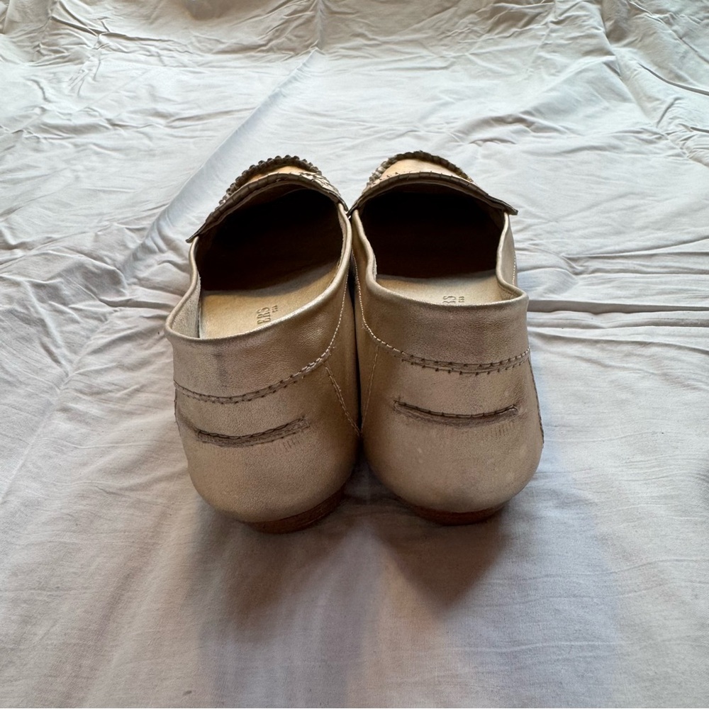 Jack Rogers Women's Metallic Gold Moccasins - Picture 5 of 7